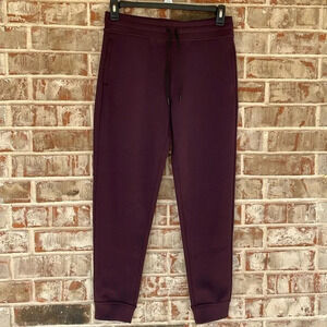 32 Degrees Heat Cranberry Jogger Pants